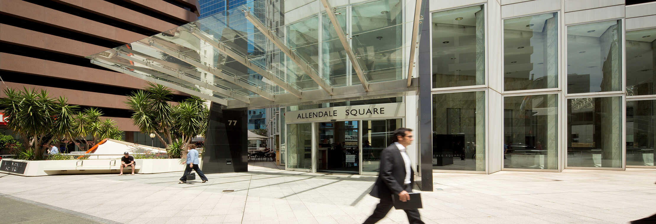 Allendale Square entrance day