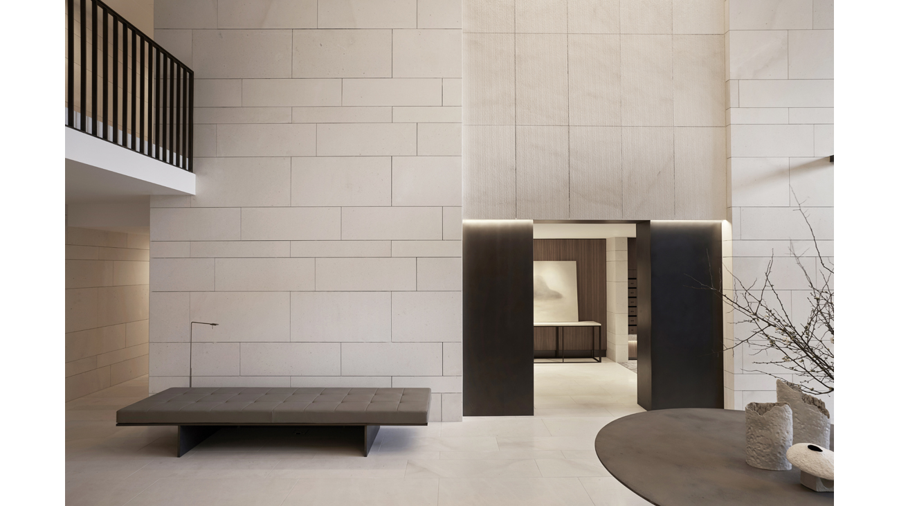 The Eastbourne Lobby